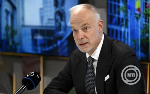 Szalay-Bobrovniczky: Washingtonban HIMARS rakéta beszerzéséről is tárgyaltunk