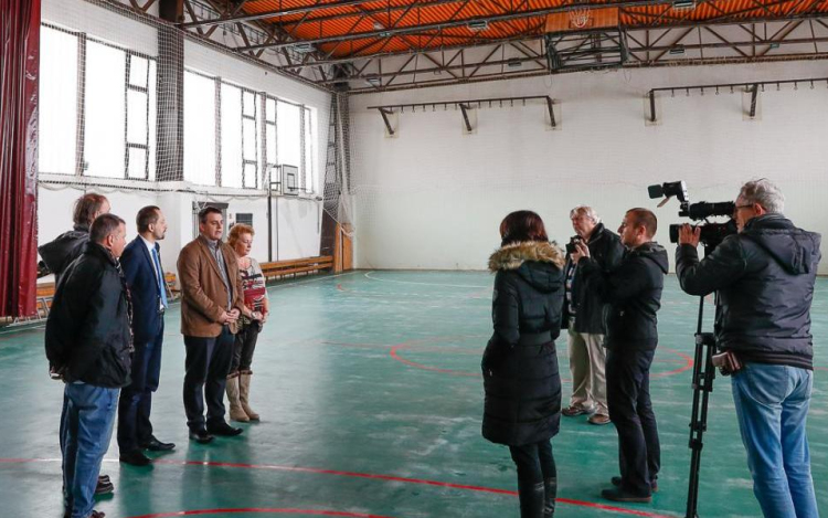 Ötszázmilliót nyertek a polgárdi iskola felújítására