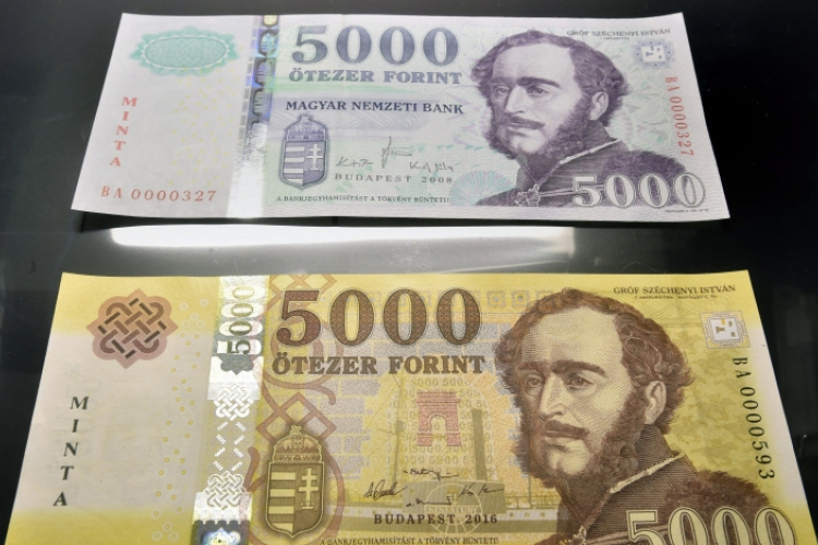 Már csak hétfőig lehet fizetni a régi 2000 és 5000 forintosokkal