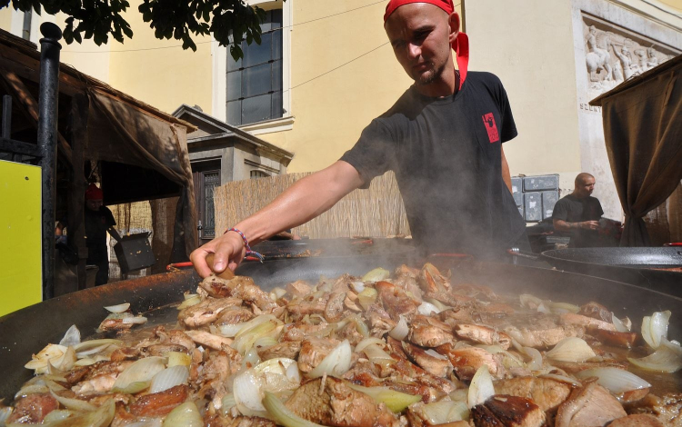 Fehérváron is ellenőrzik az élelmiszer-biztonságot a fesztiválokon