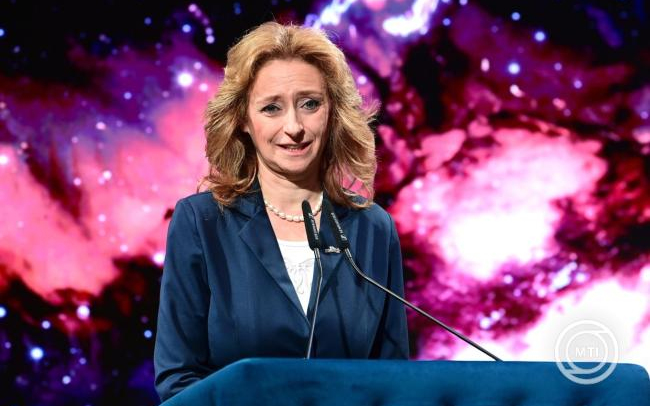 Ferencz Orsolya: pártpolitikai kereteket meghaladó, polgári közösséget építünk