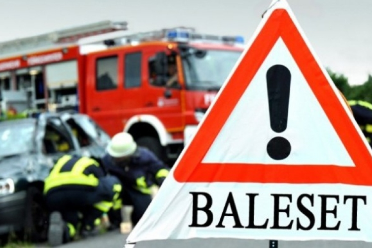 Három autó karambolozott a 71-es főúton