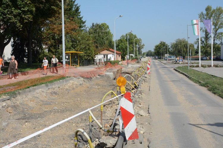 Ütemterv szerint zajlik a felújítás a Ligetsoron