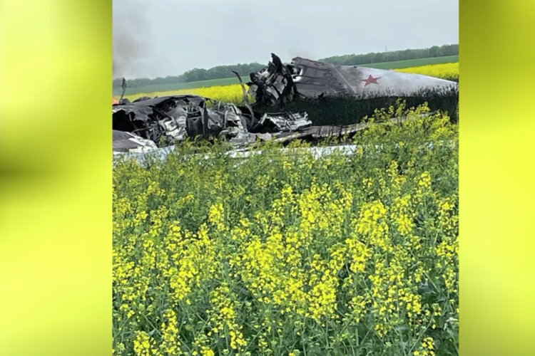 Ukrán hírszerzés: az ukrán erők lőtték le az orosz bombázót - Videó